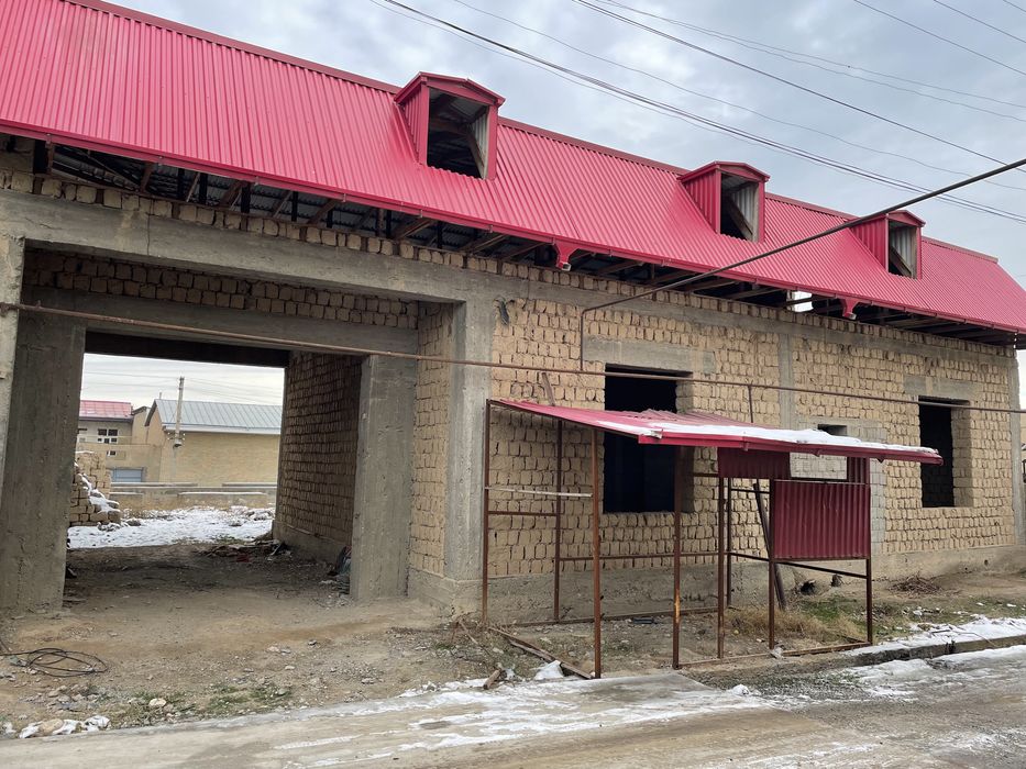 Bitqazilmagan uy sotiladi manzil yangi hayot