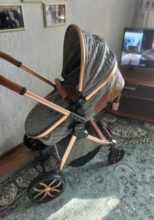 Продам коляску