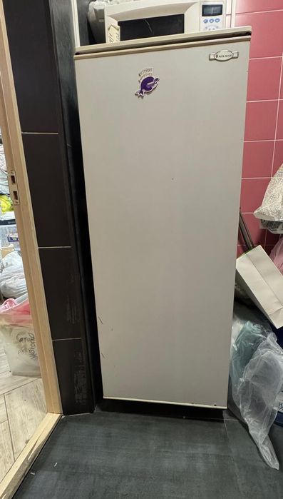 Продам холодильник Атлант