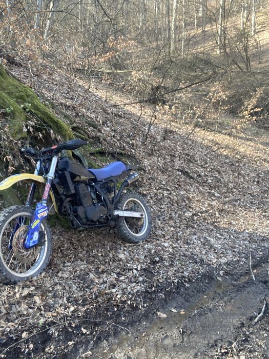 Vand sau schimb aprilia tuareg 600