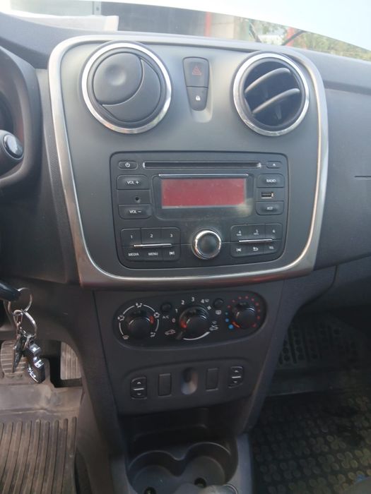Vand Dacia Sandero