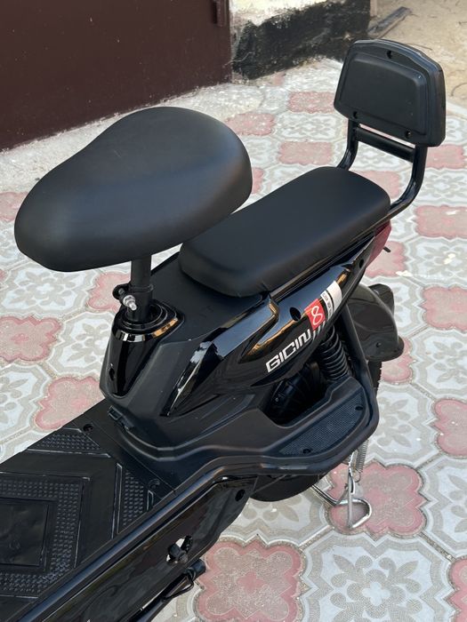 Электроскутер,ск8-sk8