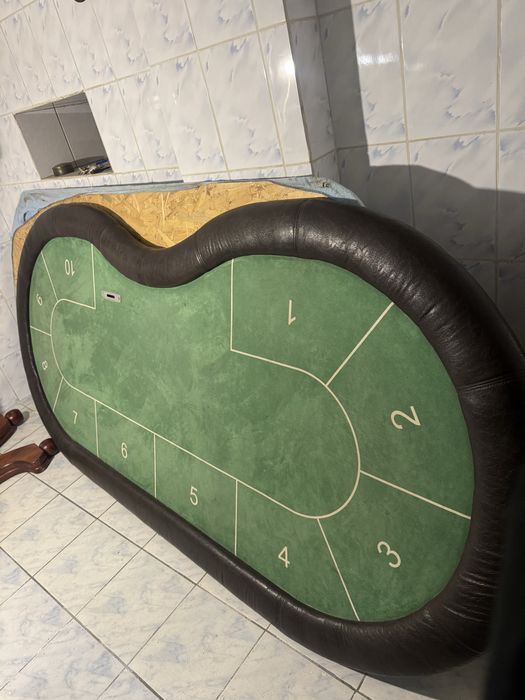 Masa poker profesionala