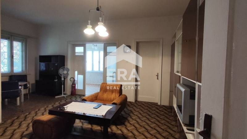 Дава се под наем Офис в Варна, ВИНС - 90 кв.м за 510 € - Снимка #1