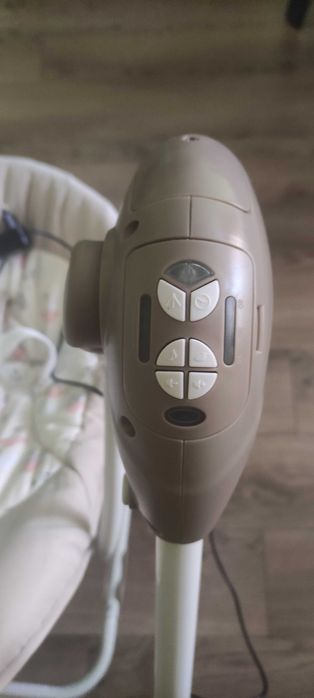 бебешка люлка и въртележка за легло