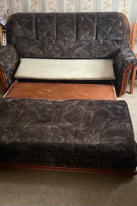 Продам диван тройка