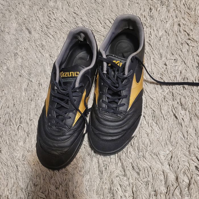 Футболни обувки Mizuno