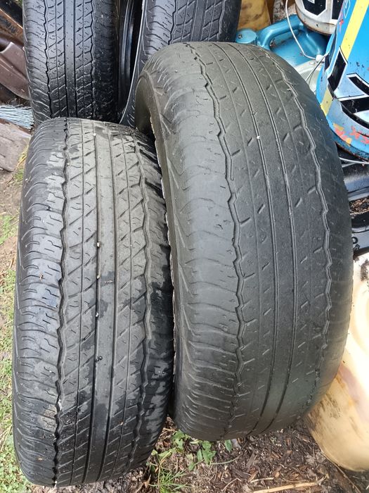 Продам болоны265/65/17