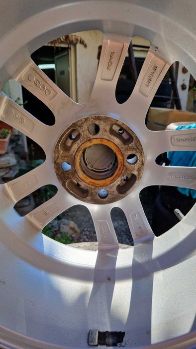 VW,TOYOTA джанти със летни гуми 205/55/16  7J×16  ET35  4×100  ЦО66~56