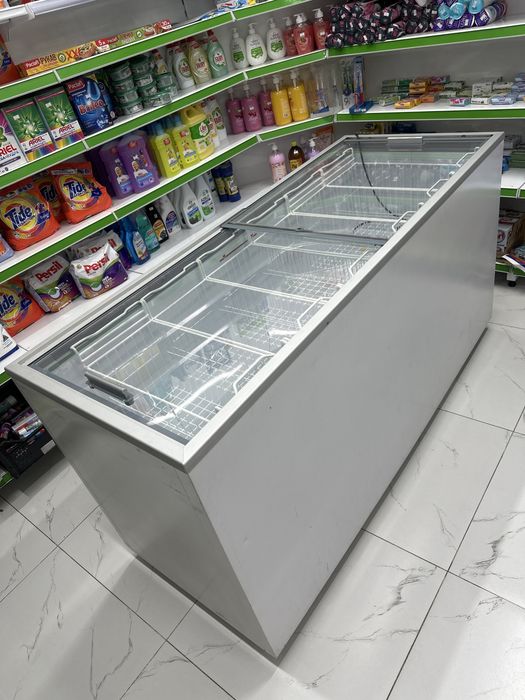 Морозильник для магазина
