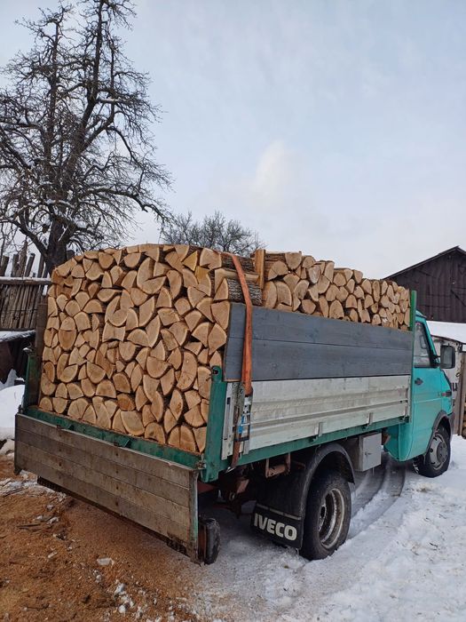Lemne de foc fag / stejar uscat 600lei tona sau la metru ster/ cub