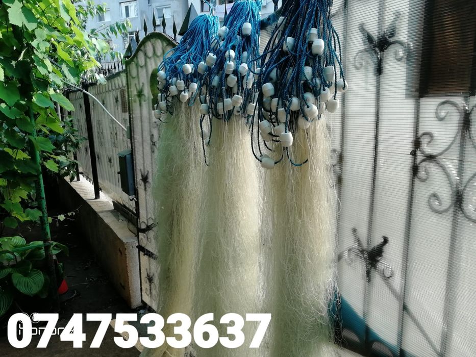 Plase de pescuit lucrate manual