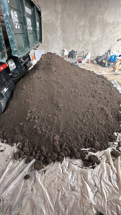 Доставка чернозем зил