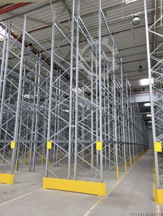 Rafturi metalice industriale reglabile 
Avem orice dimensiuni livram i