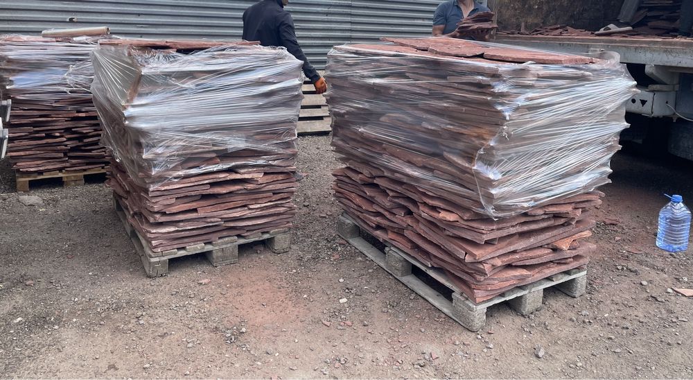 камень Плитняк в Астане