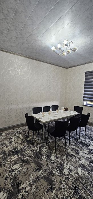 Tashmore boyida Янги dacha, kater chaqirsa boladi, baliq tutsa boladi.