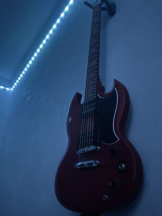 Электрогитара Epiphone SG срочно