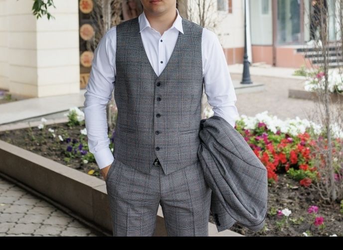 Мужской костюм