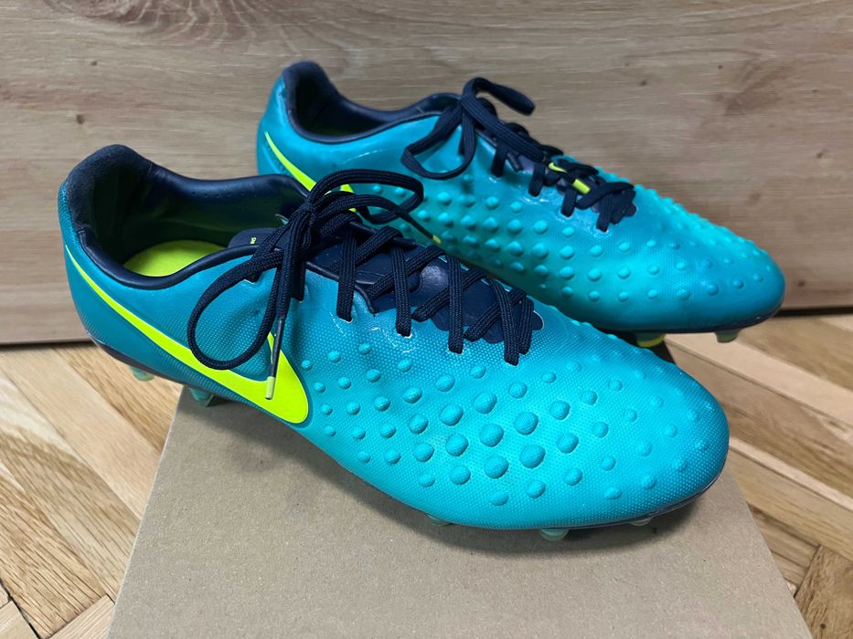 nike magista OPUS II ACC elite бутонки ,калеври ,футболни обувки номер 42,5