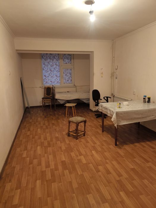 Сдам двух комнатную квартиру