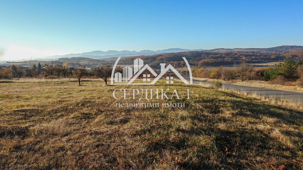 Парцел в София, област-с.Вакарел