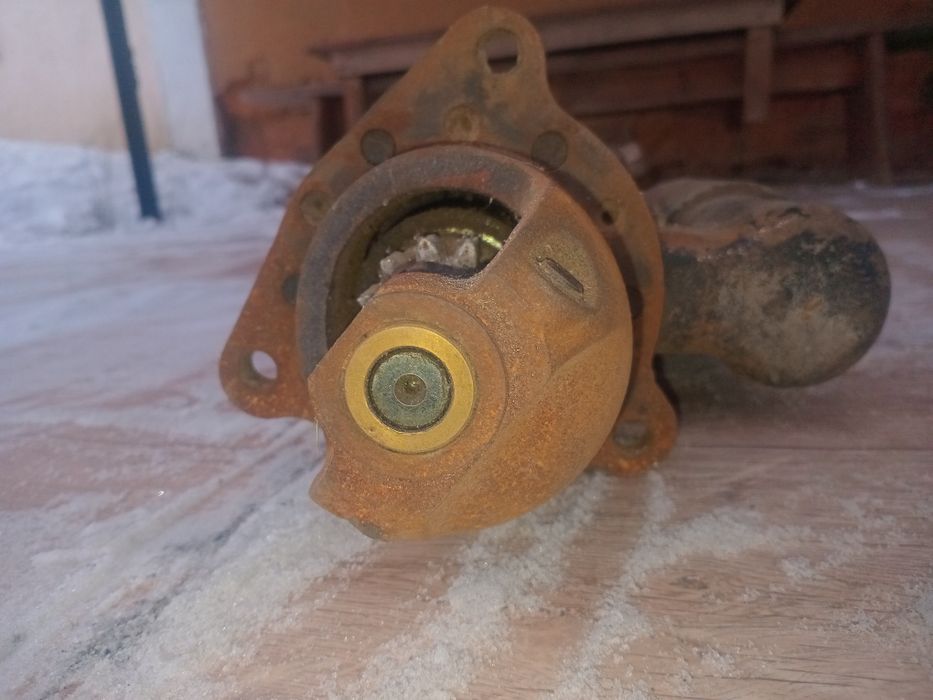 Продам стартер на камаз