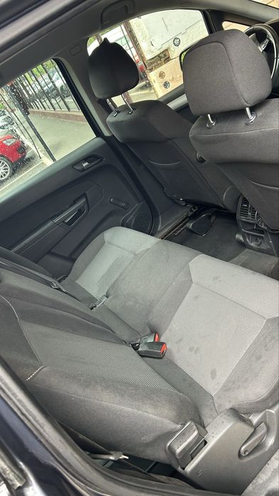 Opel zafira 2010 stare ff buna - 7 locuri