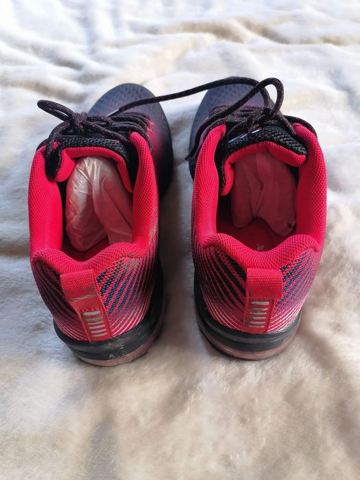 Спортни/туристически обувки - 39