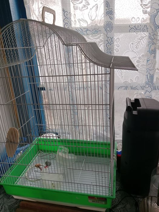 Продам клетку для попугаев