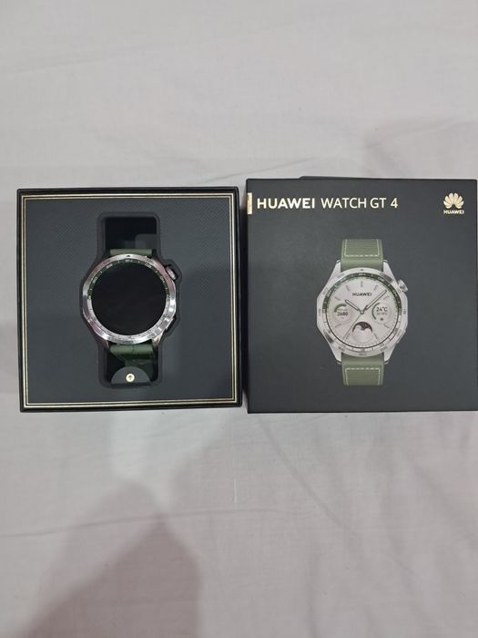 Продавам смарт часовник HUAWEI  GT4