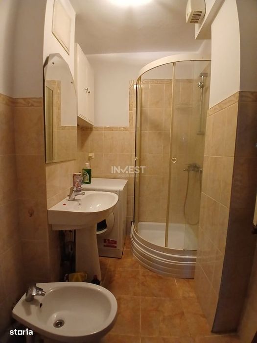 Apartament 3 camere, Pacurari, 400 euro