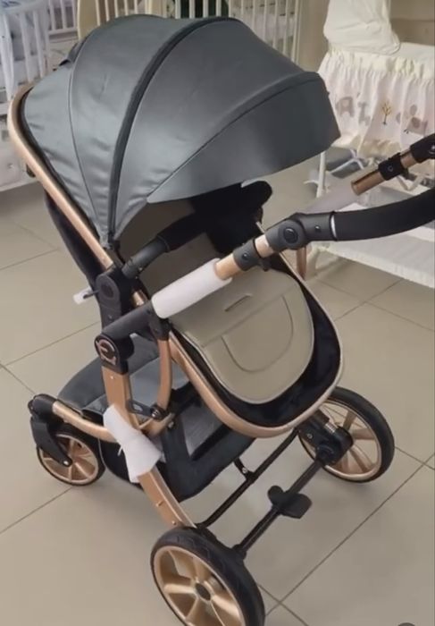 Коляска в отличном состоянии
