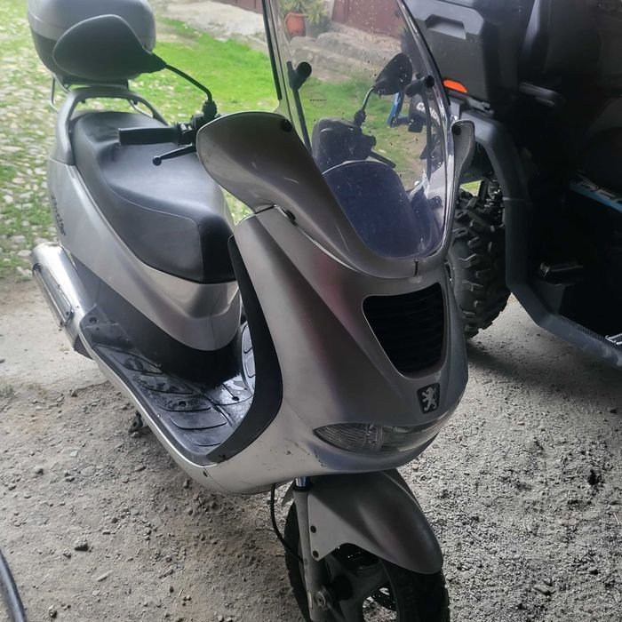 Scuter Peugeot Elyseo 125