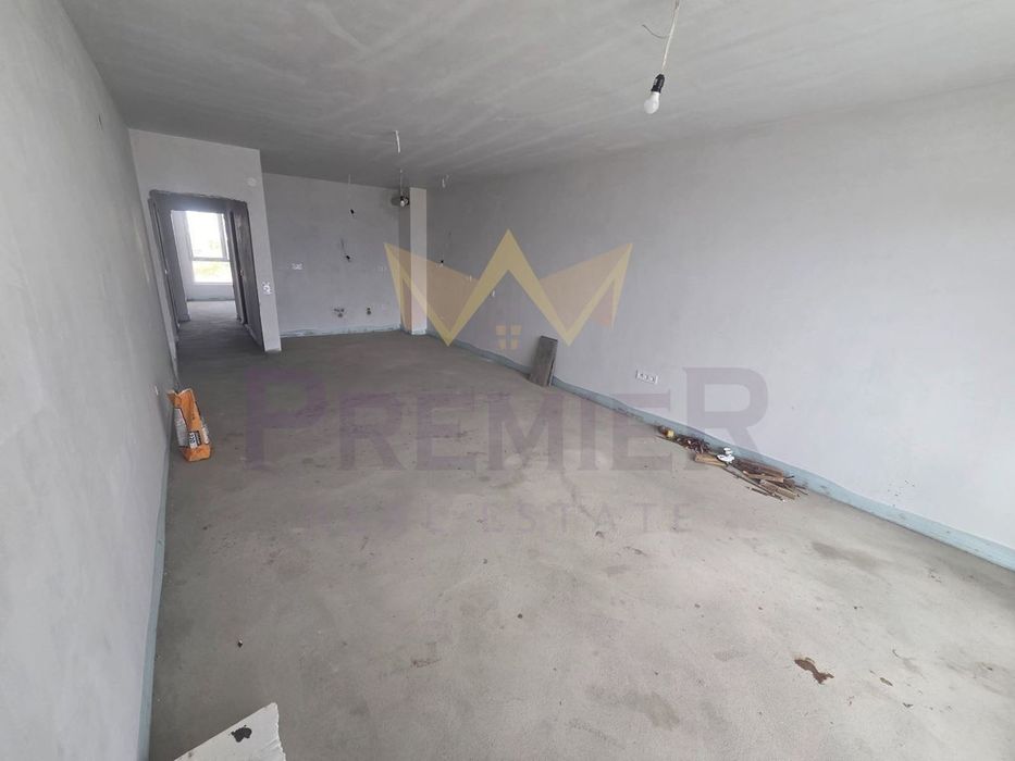 Продава се Тристаен апартамент в Пловдив, Тракия - 116 кв.м за 1440 €/кв.м - Снимка #2