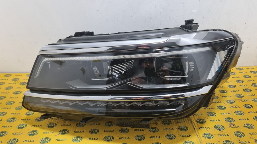 Far stanga full led VW Tiguan 2 5N 5NB941081D