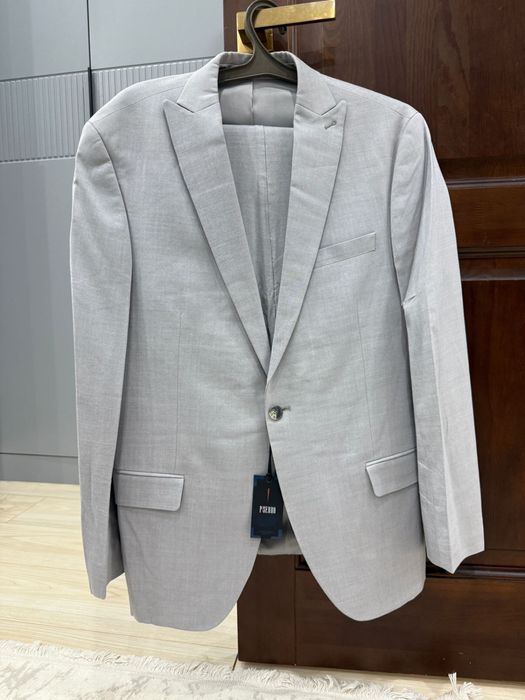 Продаю кастюм пр турция