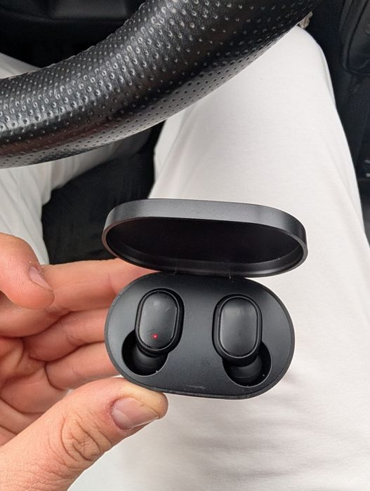 Casti bluetooth ear in