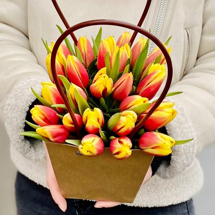 Тюльпаны к 8 марта