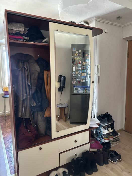 Продам прихожую!