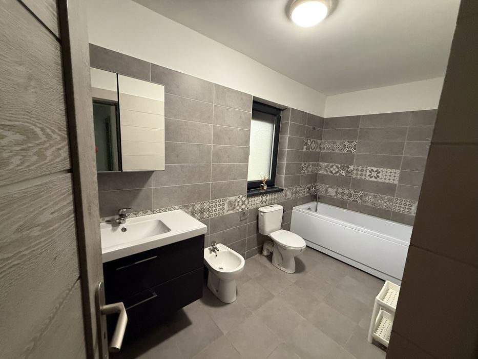 Casa(triplex) Valea Lupului