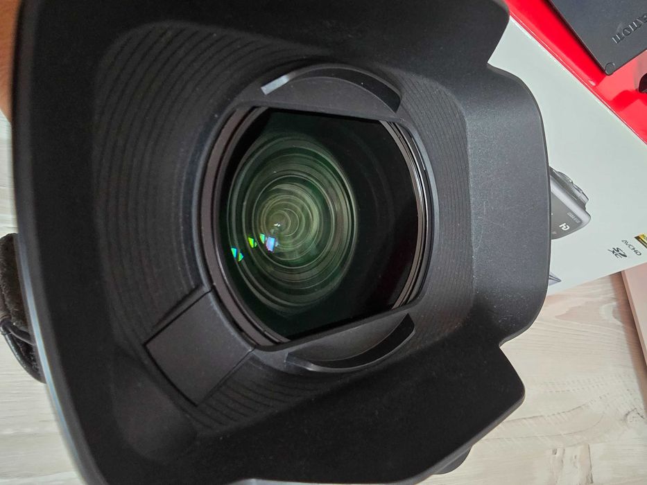 Canon Legria HF G10