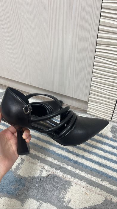 Продам туфли 3000