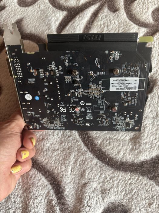 Видеокарта rx550 4gb ram и 6vram