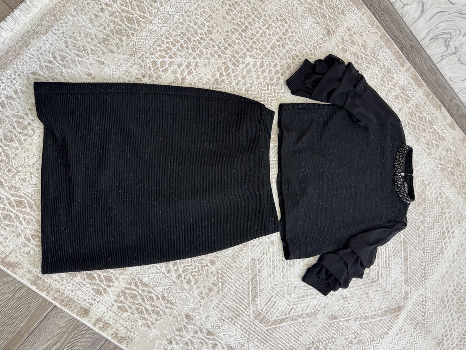 Продам двойка юбка кофту за 8000