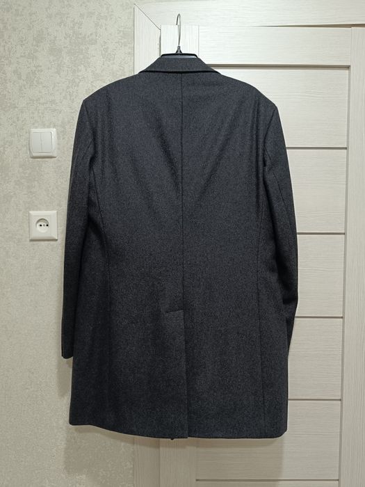 Gonzales.  Мужское пальто