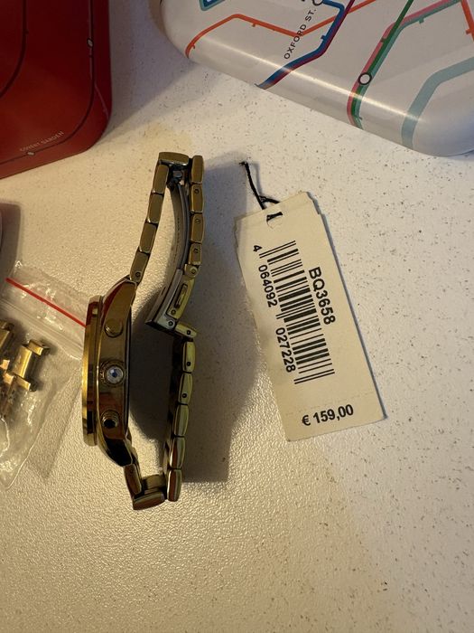 Часовник Fossil дамски