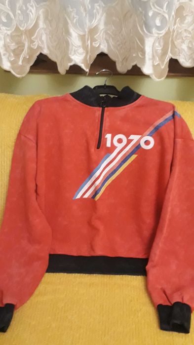 Hanorac Tricou logo M -L  maneca lunga   38-40