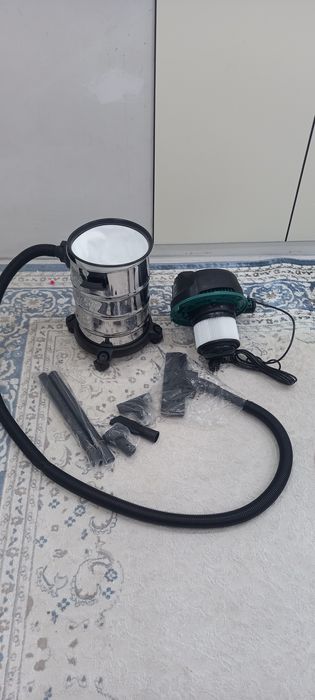 Продам стройтельный пылесос 25 литров