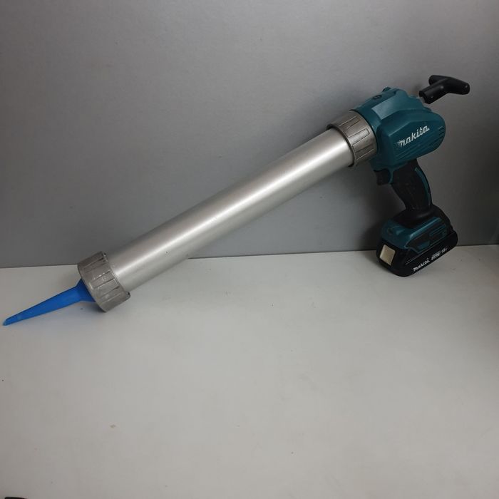 Makita DCG 180 Pistol profesional de silicon Made in Japan