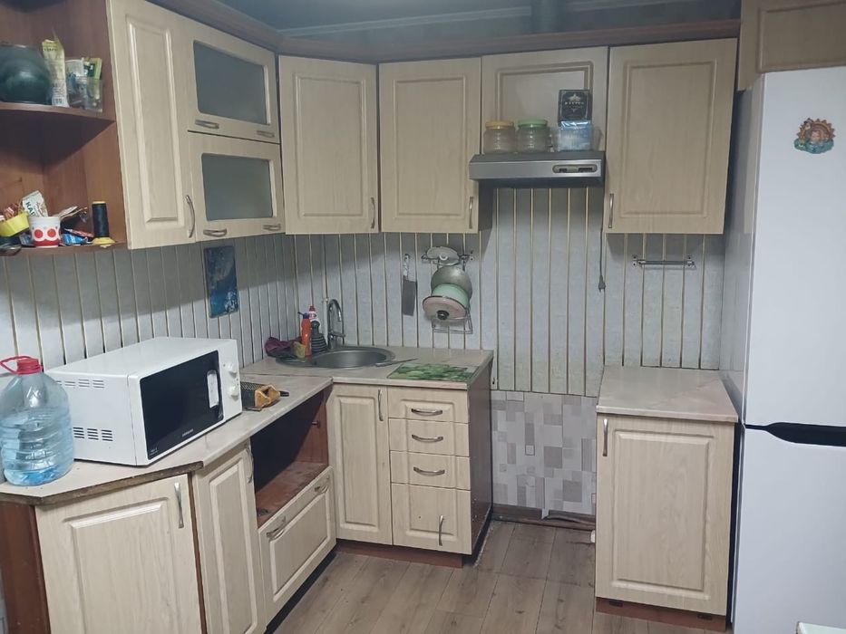 продам кухонный гарнитур!